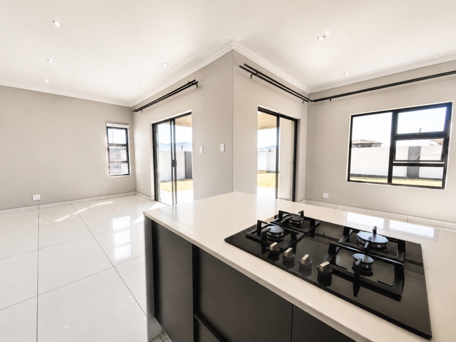 3 Bedroom Property for Sale in Hartebeesfontien AH North West